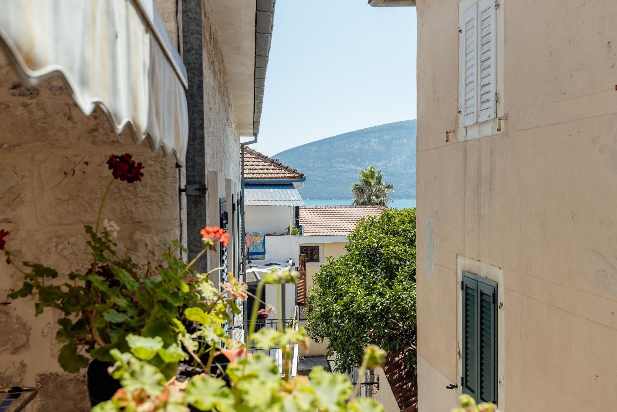 Guesthouse Villa Stari Grad Herceg Novi Esterno foto