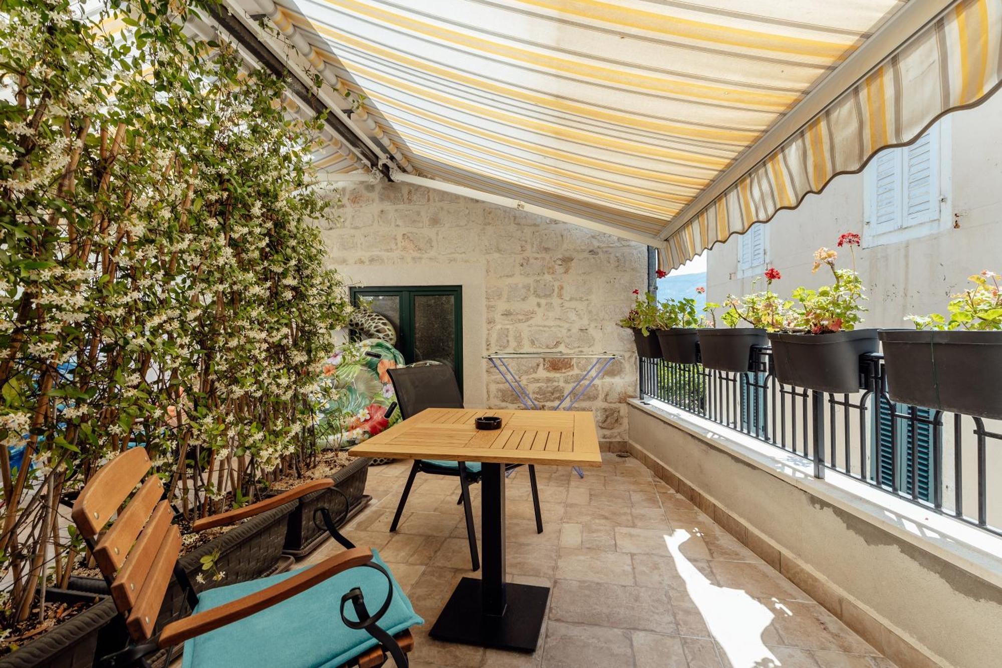 Guesthouse Villa Stari Grad Herceg Novi Esterno foto